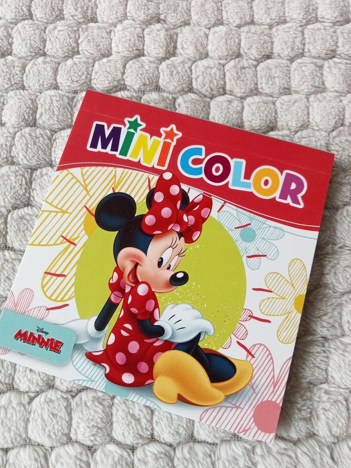 Livre de coloriage Minnie