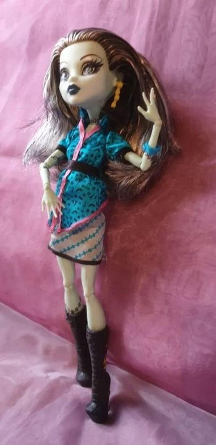 Poupée Monster high Frankie Stein Scaris - photo numéro 5