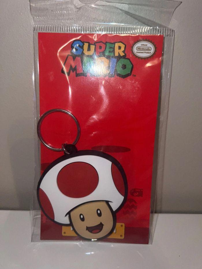 Porte-clés super mario - photo numéro 2