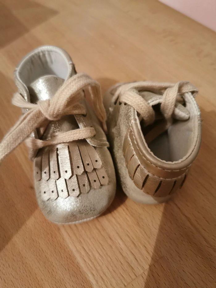 Chaussons bébés - photo numéro 2