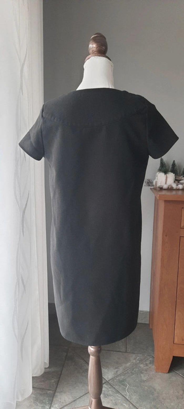 Robe noire taille 40 - photo numéro 2