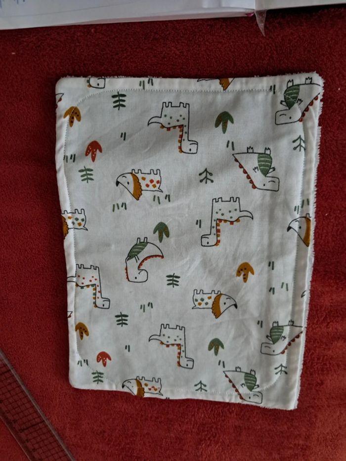 Serviette de table dino - photo numéro 1