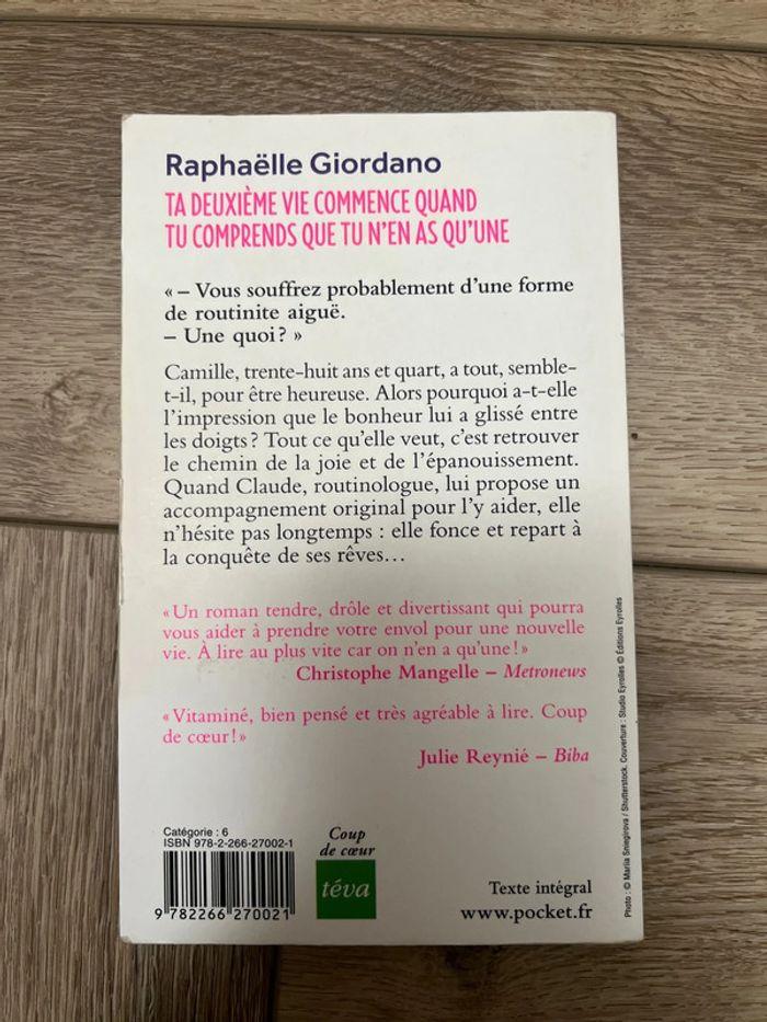 Livre «  ta deuxième vie commence quand tu comprend que tu n’en as qu’une » - photo numéro 2