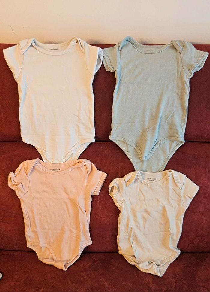 Lot de 4 bodies verbaudet manches courtes , taille 3 ans , 94cm - photo numéro 1