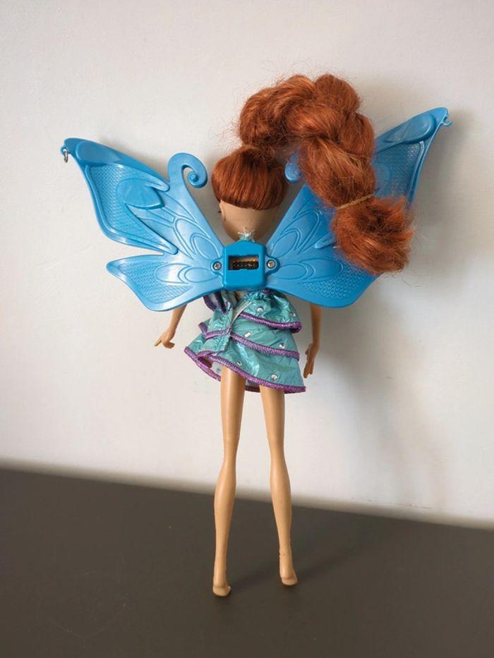 Poupée Winx Club Mattel Bloom Sing and N Sparkle - photo numéro 6