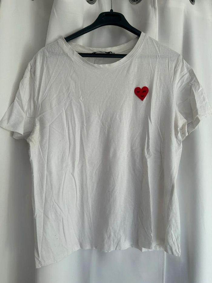 TEE shirt coeur - photo numéro 1