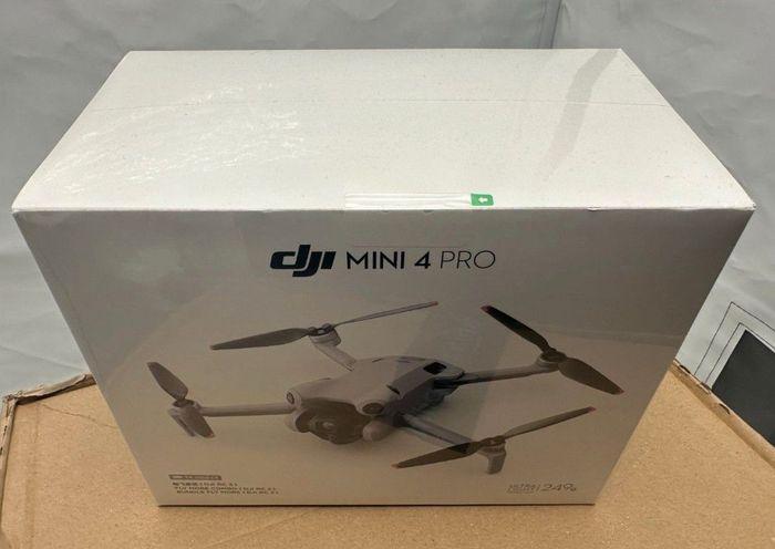 DJI Mini 4 Pro Fly More Combo RC2 NEUF - photo numéro 2