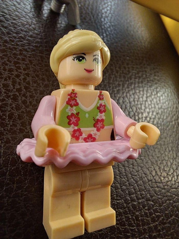 Figurine Lego compatible Danseuse - photo numéro 3