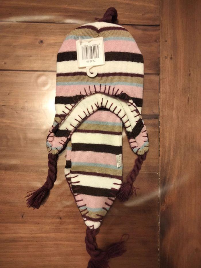 Ensemble bébé fille bonnet +écharpe neuf