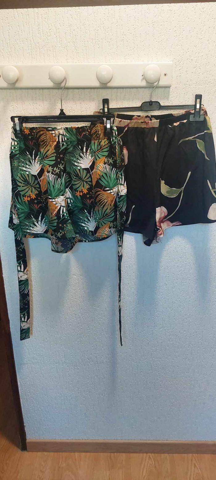 Joli lot de 2 shorts d'été femme fleuris Shein S dont 1 neuf - photo numéro 1