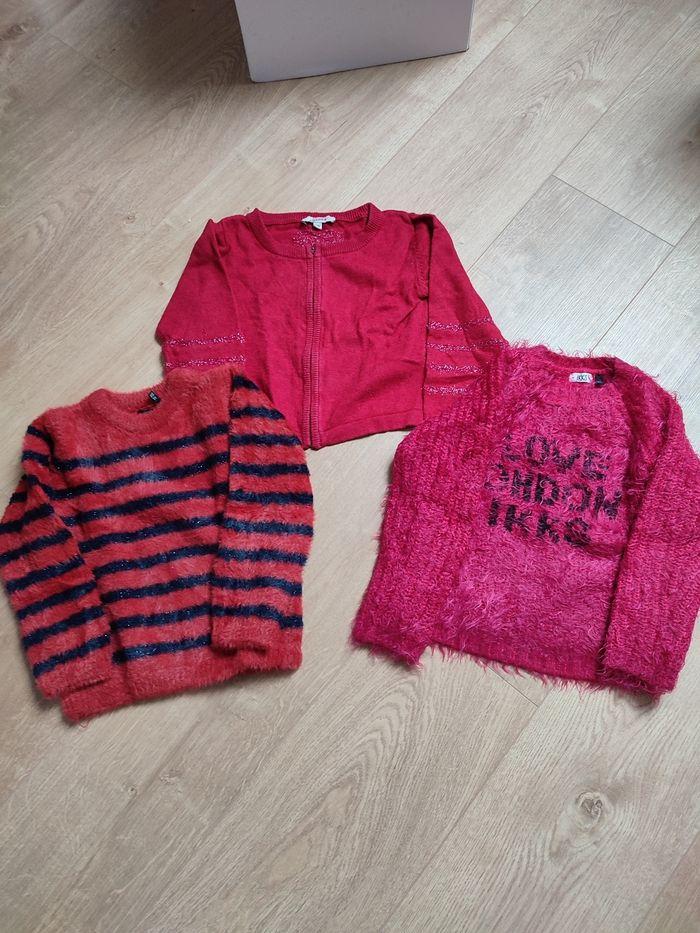 Lot de vêtements fille 4 ans - photo numéro 1