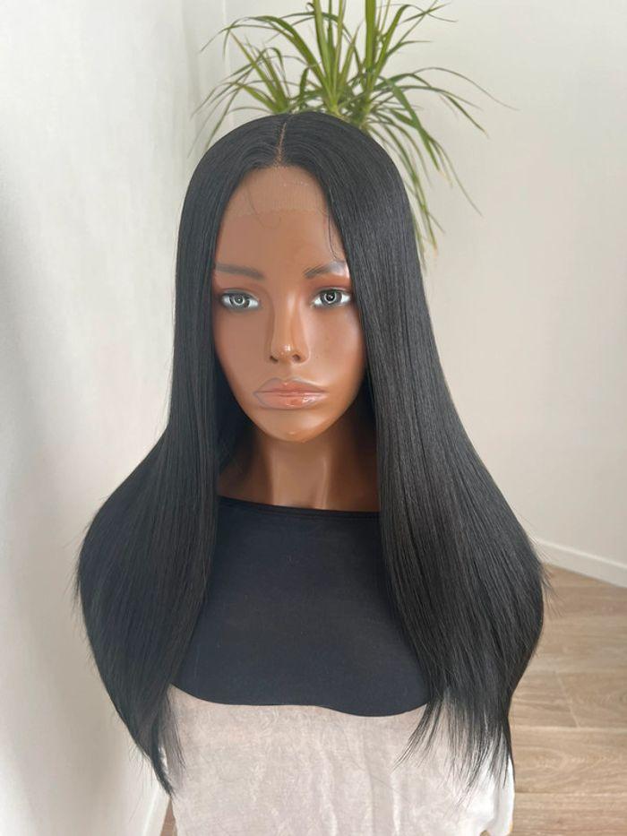 Perruque lisse noire lace frontal - photo numéro 3