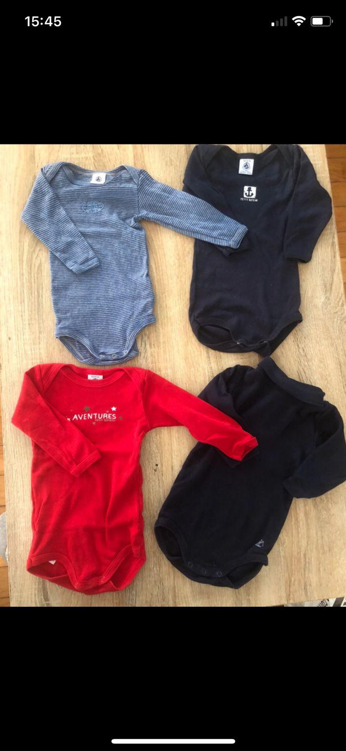 Lot 4 bodies petit bateau 6 mois - photo numéro 1