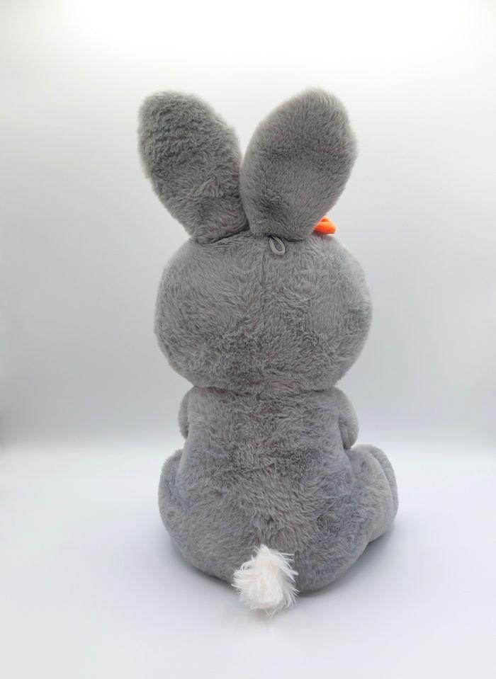 Peluche doudou lapin gris blanc et sa carotte 32 cm sans les oreilles DOHO international TTBE - photo numéro 3