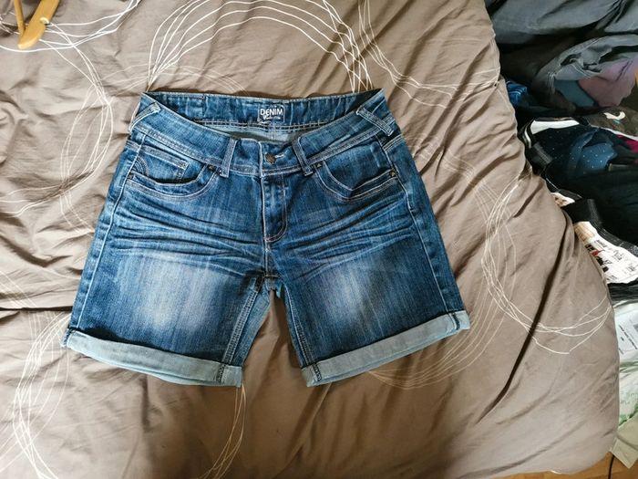 Short en jean taille 42 - photo numéro 1