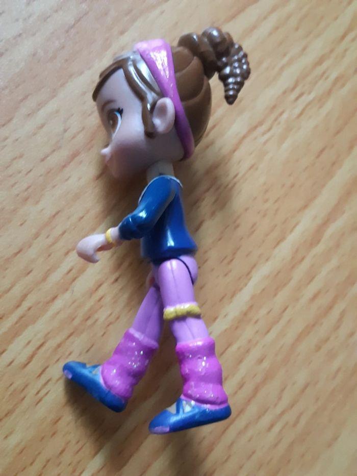 2 Figurines Vampirina - photo numéro 7