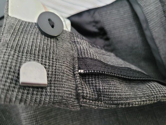 Pantalon gris carreaux H et M taille 54. N°2 - photo numéro 4