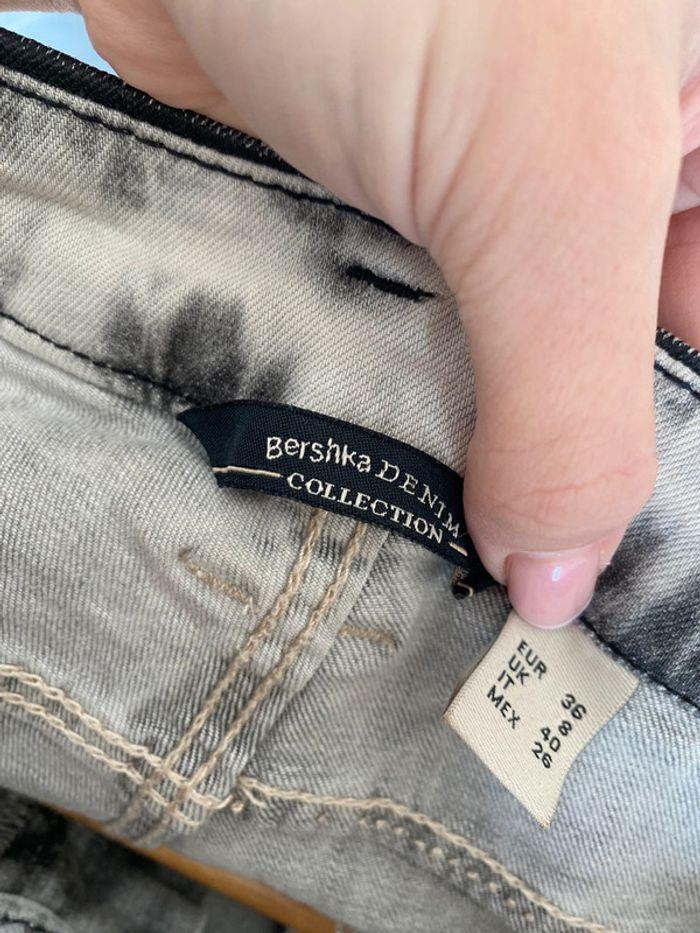 Jean troué Bershka gris - photo numéro 4