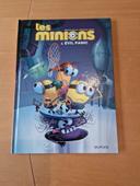 Livre les Minions - tome 2 evil panic en TBE 
Éditions Dupuis