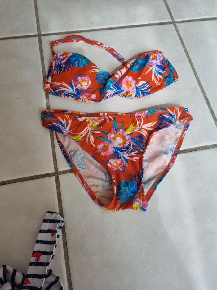 Maillot de bain 10 ans en excellente état - photo numéro 5