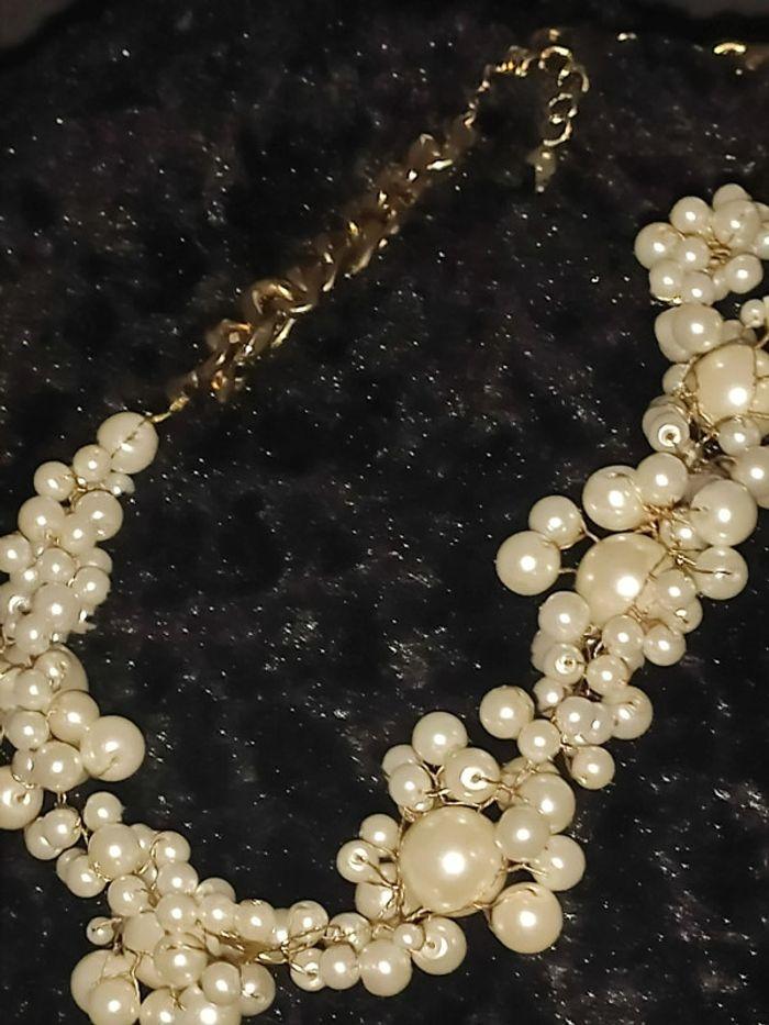 Collier perles blanches - photo numéro 4