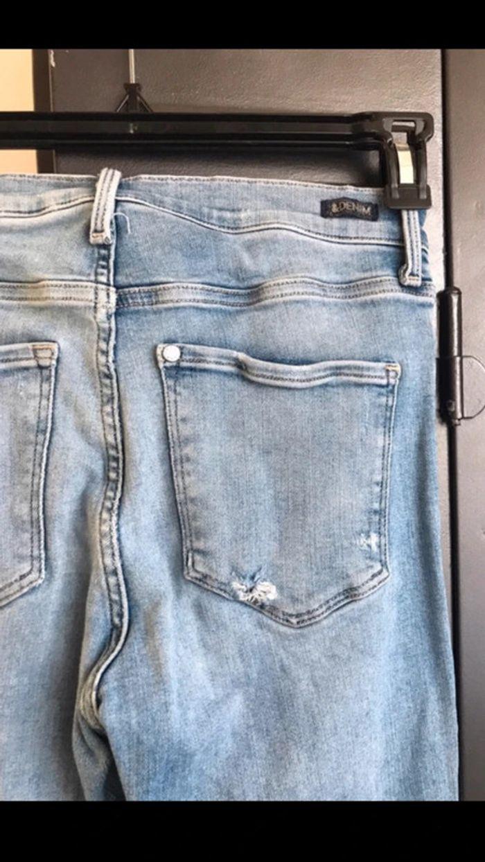 Jean effet déchiré, H&M , taille 38 - photo numéro 9