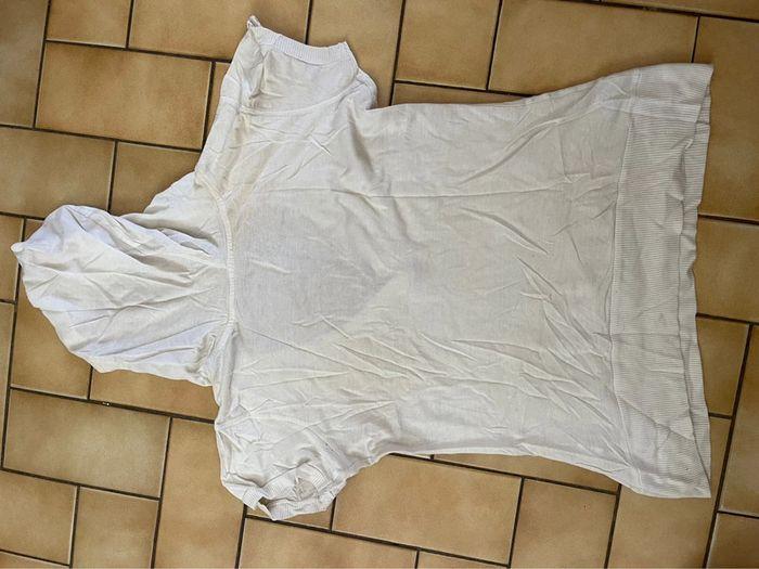 T-shirt  blanc à capuche - photo numéro 2