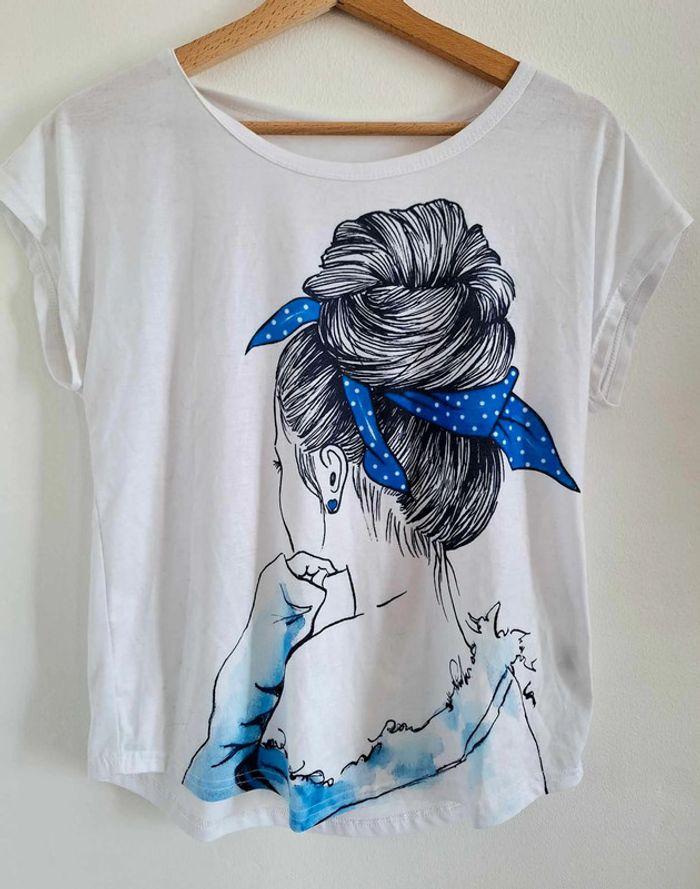 tee shirt dessin femme bleu Shein - photo numéro 1