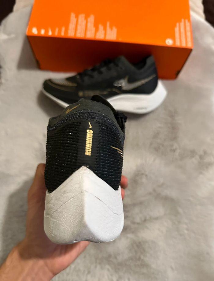 Nike ZoomX Vaporfly Next% 2 Black and White - photo numéro 9