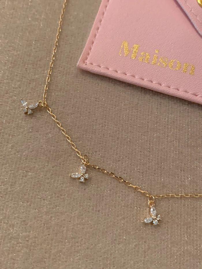 Collier « Fly » dorée à l’or fin 🦋 - photo numéro 3