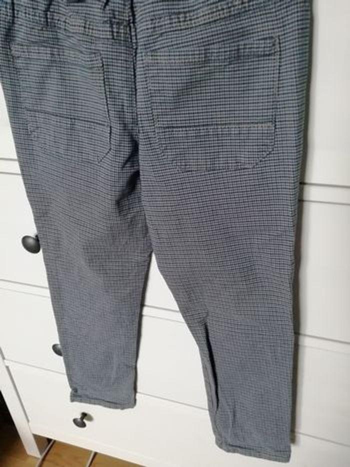 Vends pantalon garçon Taille 8 ans marque Kiabi - photo numéro 5