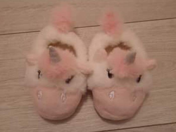 Chaussons licorne 24 - photo numéro 1