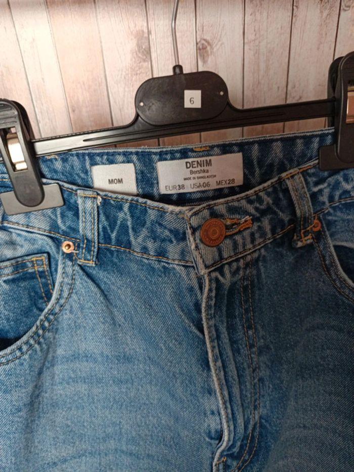 👖 Jean MOM Bershka taille 38 très bon état 🌸 - photo numéro 3