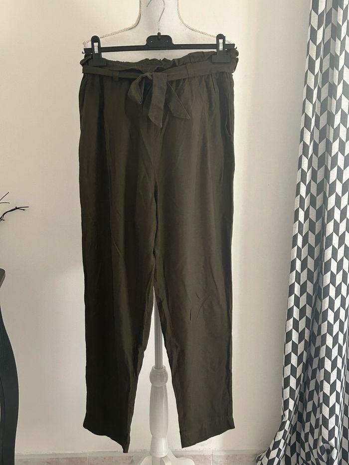 Pantalon H&M taille 36 - photo numéro 1