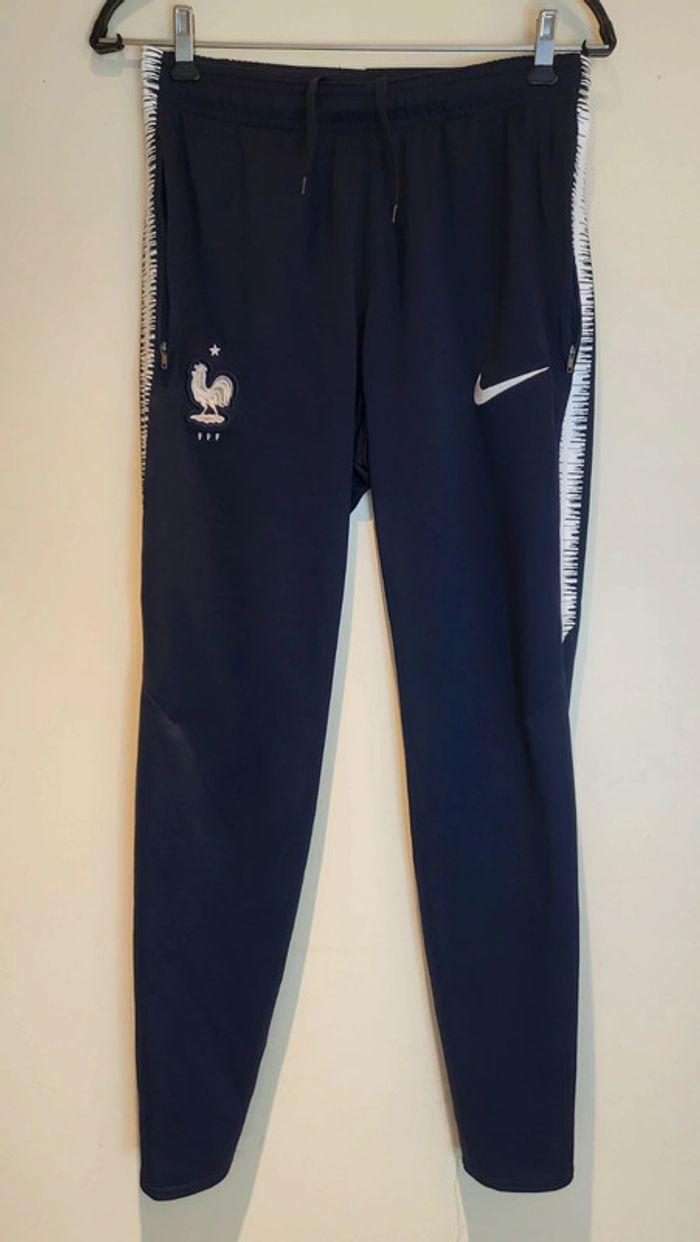 Ensemble jogging Nike - photo numéro 2