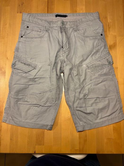 Short cargo gris Célio Les essentiels taille 40 US / 50 FR - photo numéro 1