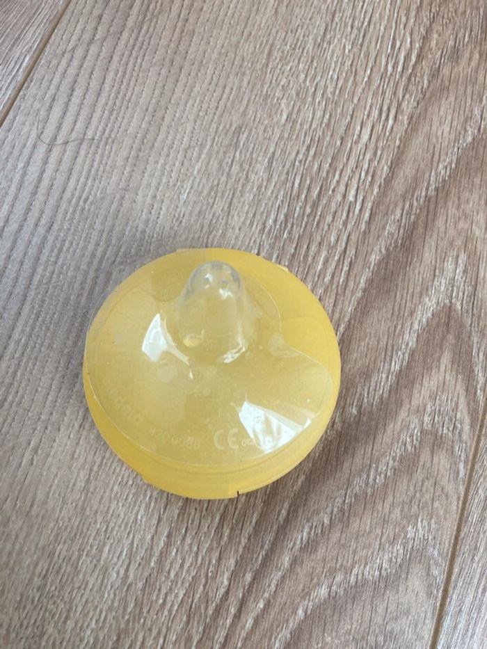 Bout de sein silicone medela - photo numéro 1