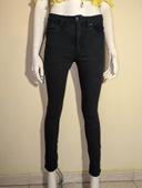 Jean noir taille 40