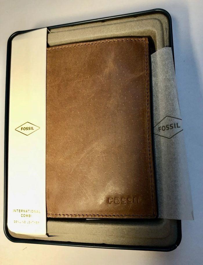 Fossil Portefeuille Derrick RFID (prix normal: 89eur) - photo numéro 1