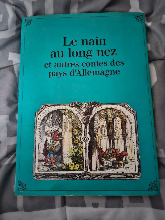 Livre de contes - photo numéro 1