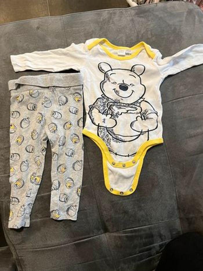 Ensemble body/pantalon Winnie l’ourson 12 mois - photo numéro 1