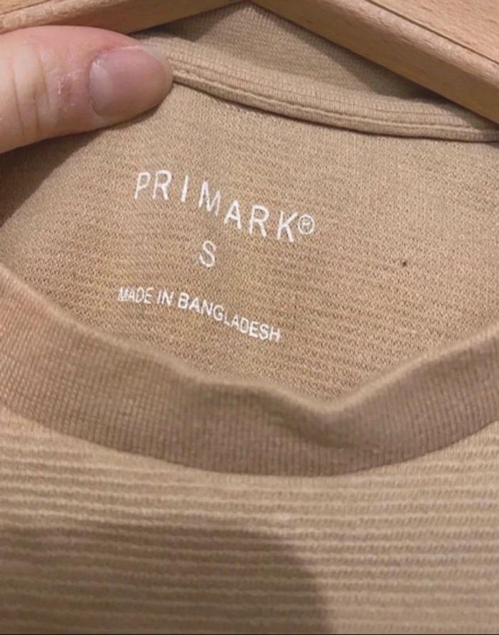 T shirt primark taille S - photo numéro 3