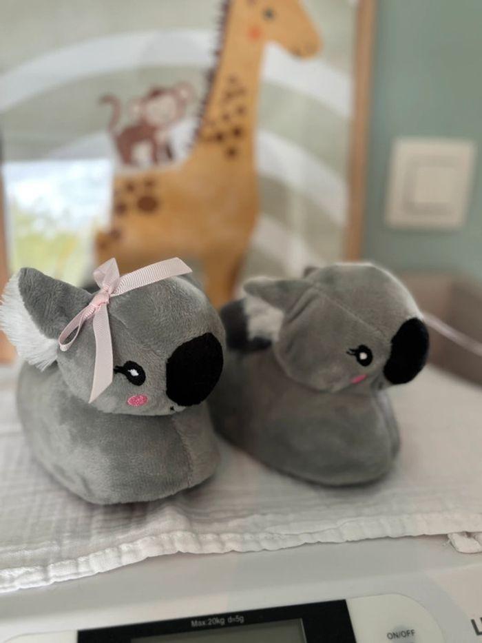 Pantoufles bébé koala 🐨 - taille 22/23 - photo numéro 1