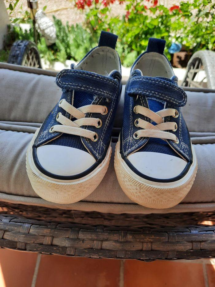 Baskets en toile - photo numéro 2