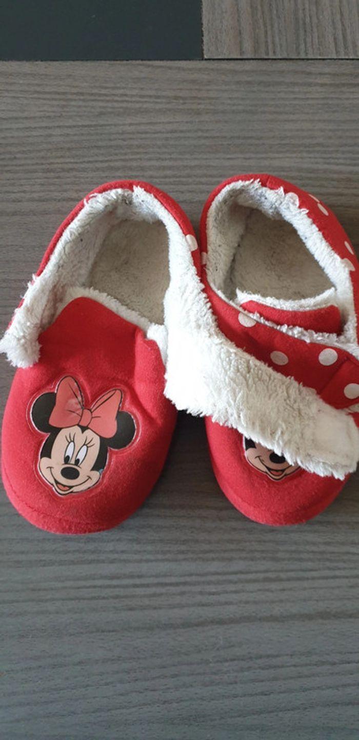 Chaussons chaud minnie disney taille 30 - photo numéro 8