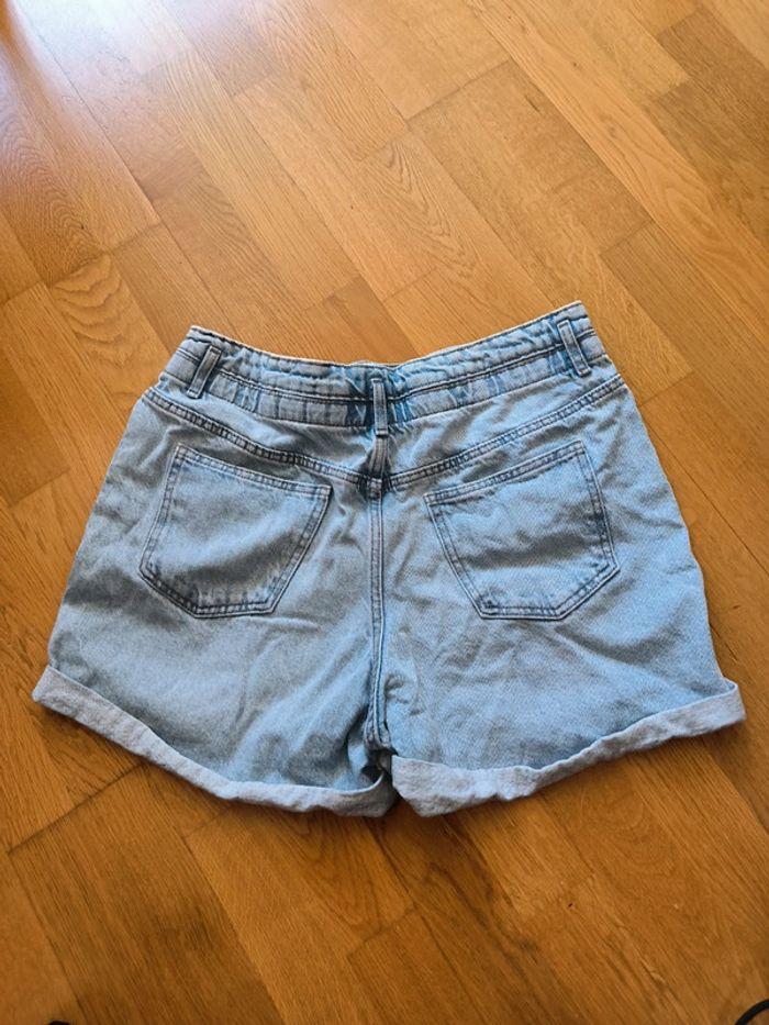 Très beau short Kiabi 42/44 - photo numéro 2