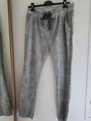 pantalon gris delavé