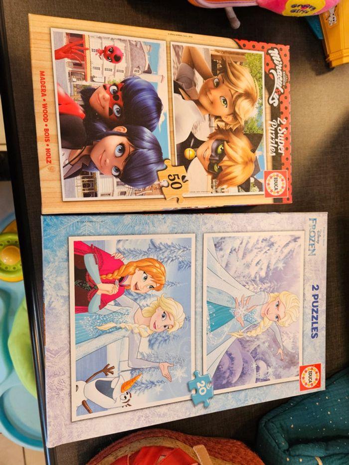 Lot de 2 puzzles