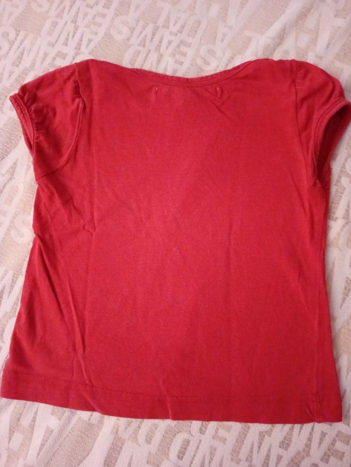 Tee-shirt rouge en 3 ans - photo numéro 4