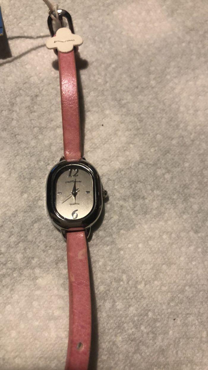 Montre performer pour jeune fille neuve - photo numéro 2